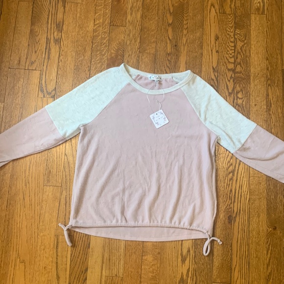 NWT Juniors Poof! Brushed Contrast Drop Raglan Sleeve Top in Pink and Grey - Picture 1 of 8